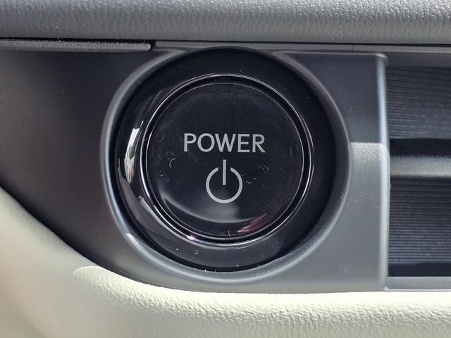 New 2026 Lexus ES 350e FWD image 17