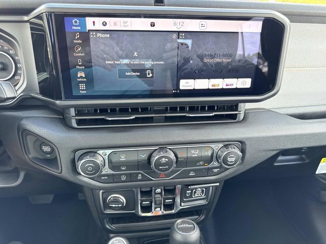 New 2025 Jeep Gladiator Sport image 22