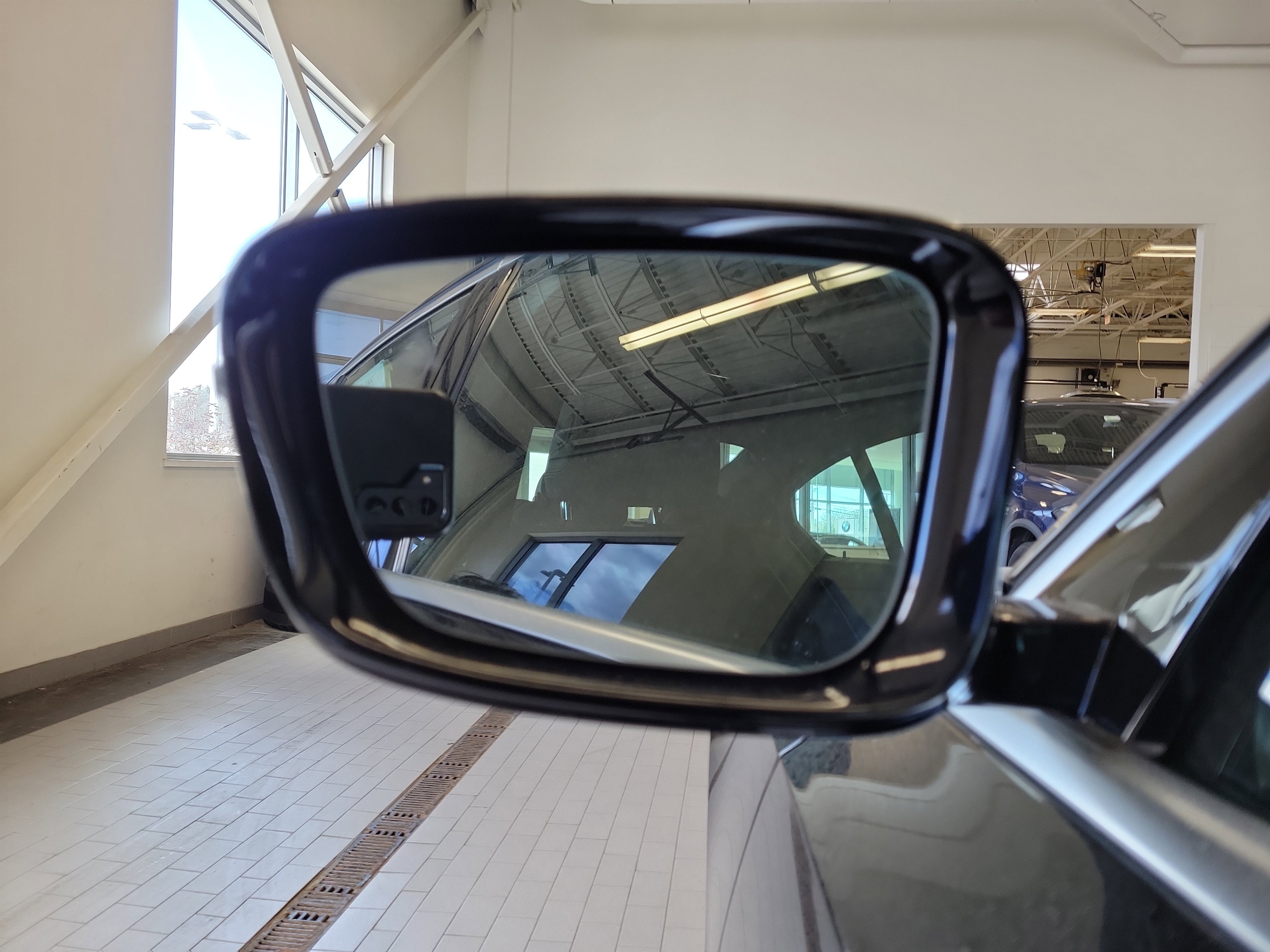 Used 2019 BMW 330i xDrive Sedan w/ Convenience Package image 10