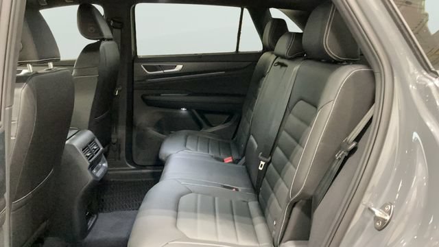 New 2026 Volkswagen Atlas Cross Sport SEL R-Line AWD/4WD image 13