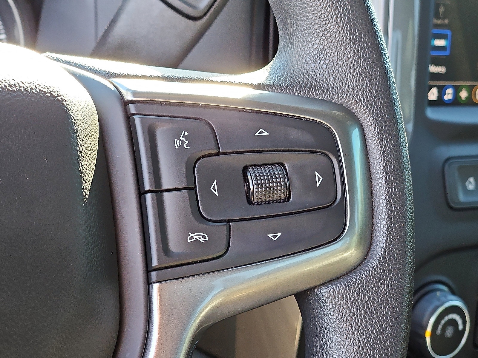 Certified 2022 Chevrolet Silverado 2500 Custom w/ Custom Value Package image 20