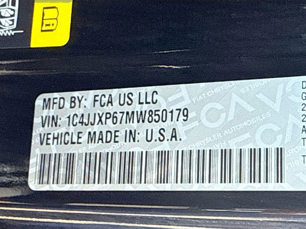 Used 2021 Jeep Wrangler Unlimited Sahara image 33