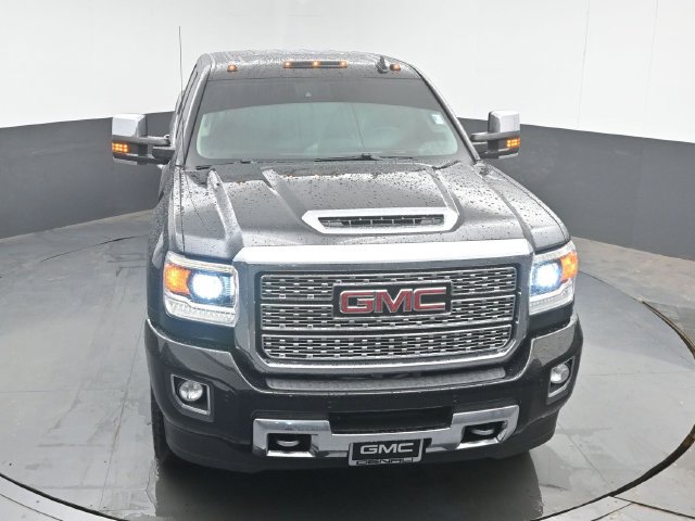 Used 2019 GMC Sierra 3500 Denali w/ Duramax Plus Package AWD/4WD image 34