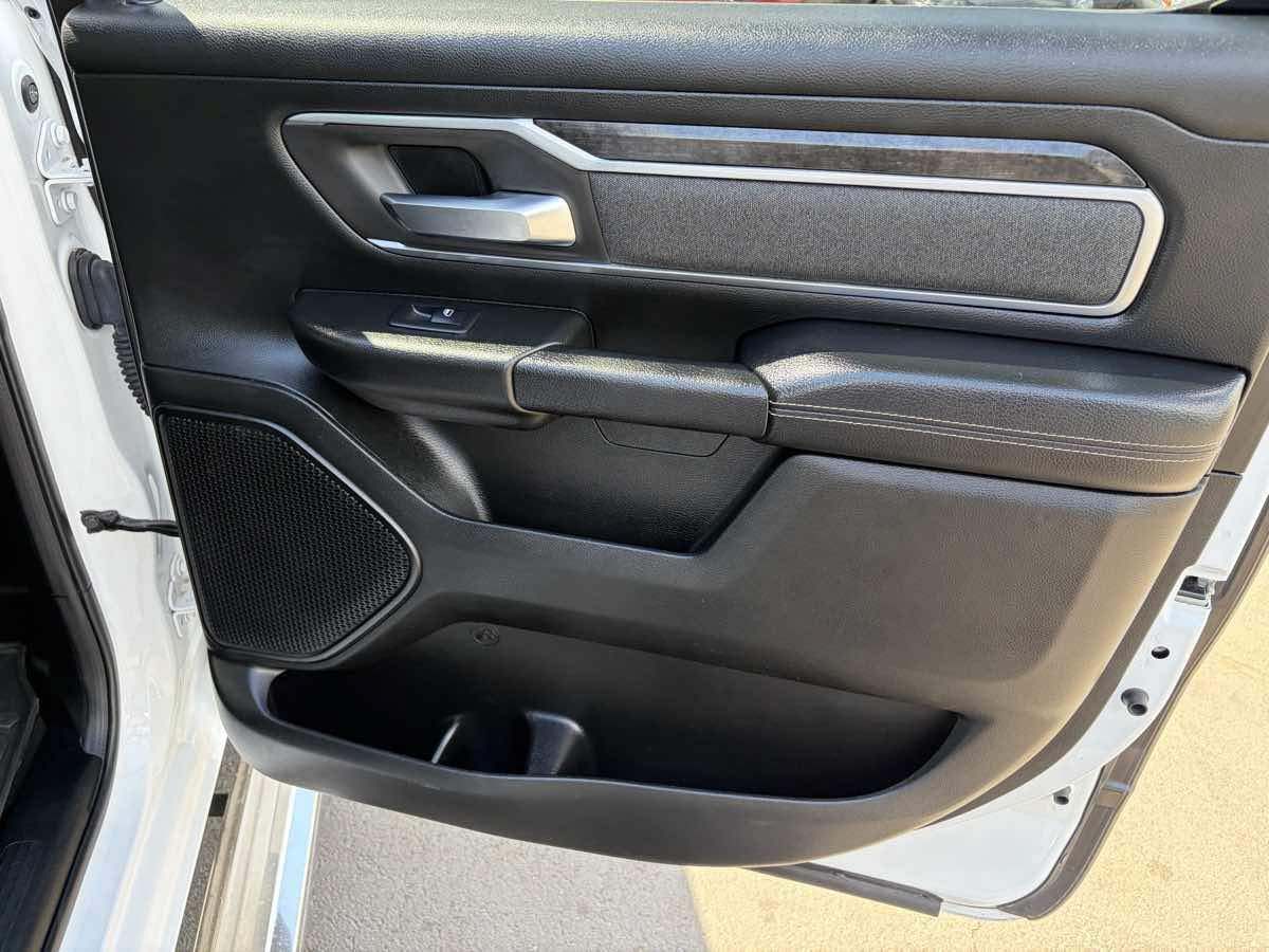 Used 2019 RAM 1500 Big Horn AWD/4WD image 26
