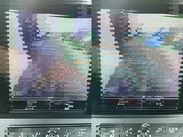 Used 2022 Chevrolet Blazer LT image 2