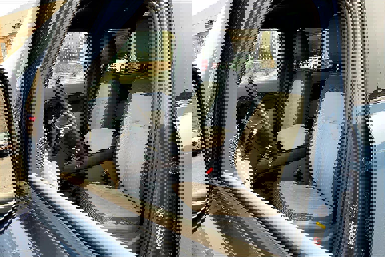 Used 2022 Land Rover Defender 110 X-Dynamic SE image 7