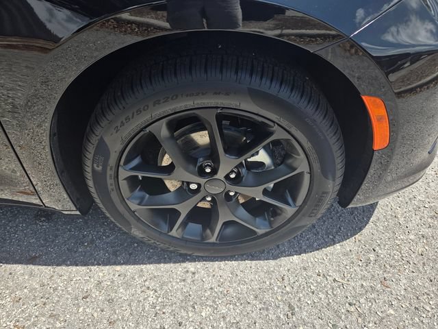 New 2027 Chrysler Pacifica Limited w/ S Appearance Package FWD image 18