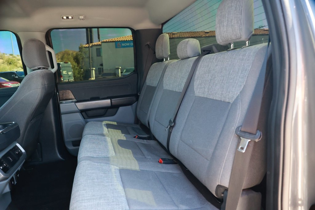 Used 2022 Ford F150 Lightning XLT AWD/4WD image 38