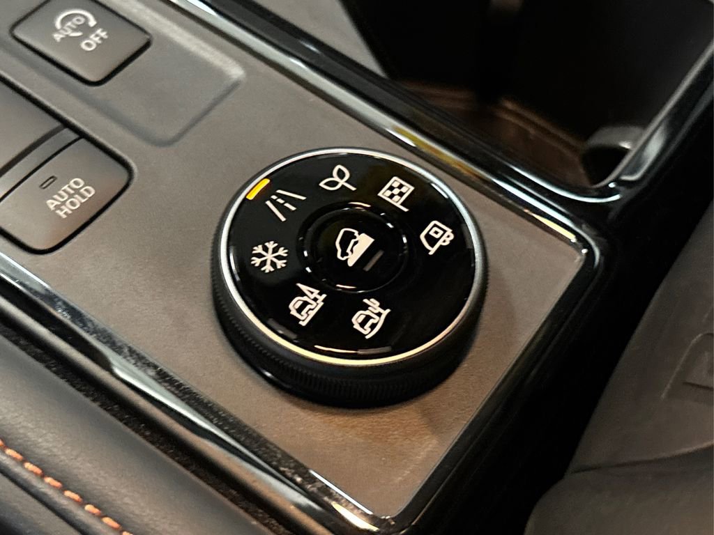 Certified 2023 Nissan Pathfinder Rock Creek image 35