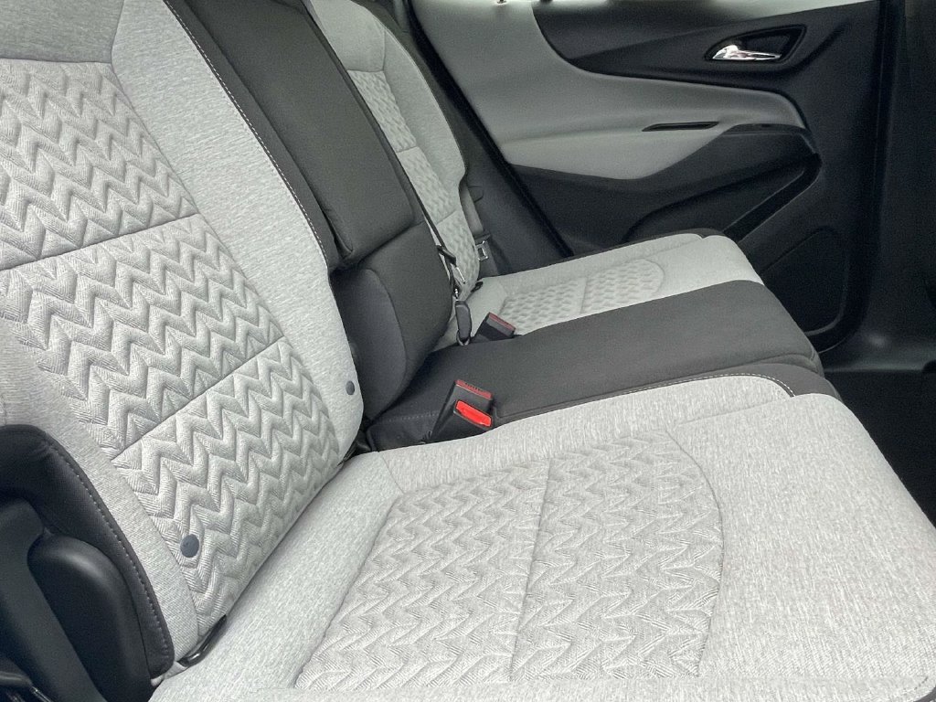 Used 2023 Chevrolet Equinox LS w/ LS Convenience Package FWD image 13