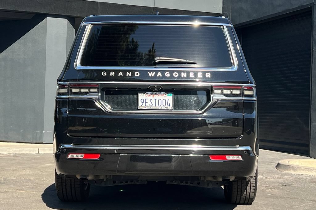 Used 2022 Jeep Grand Wagoneer Series I w/ Flexible Seating Group AWD/4WD image 5
