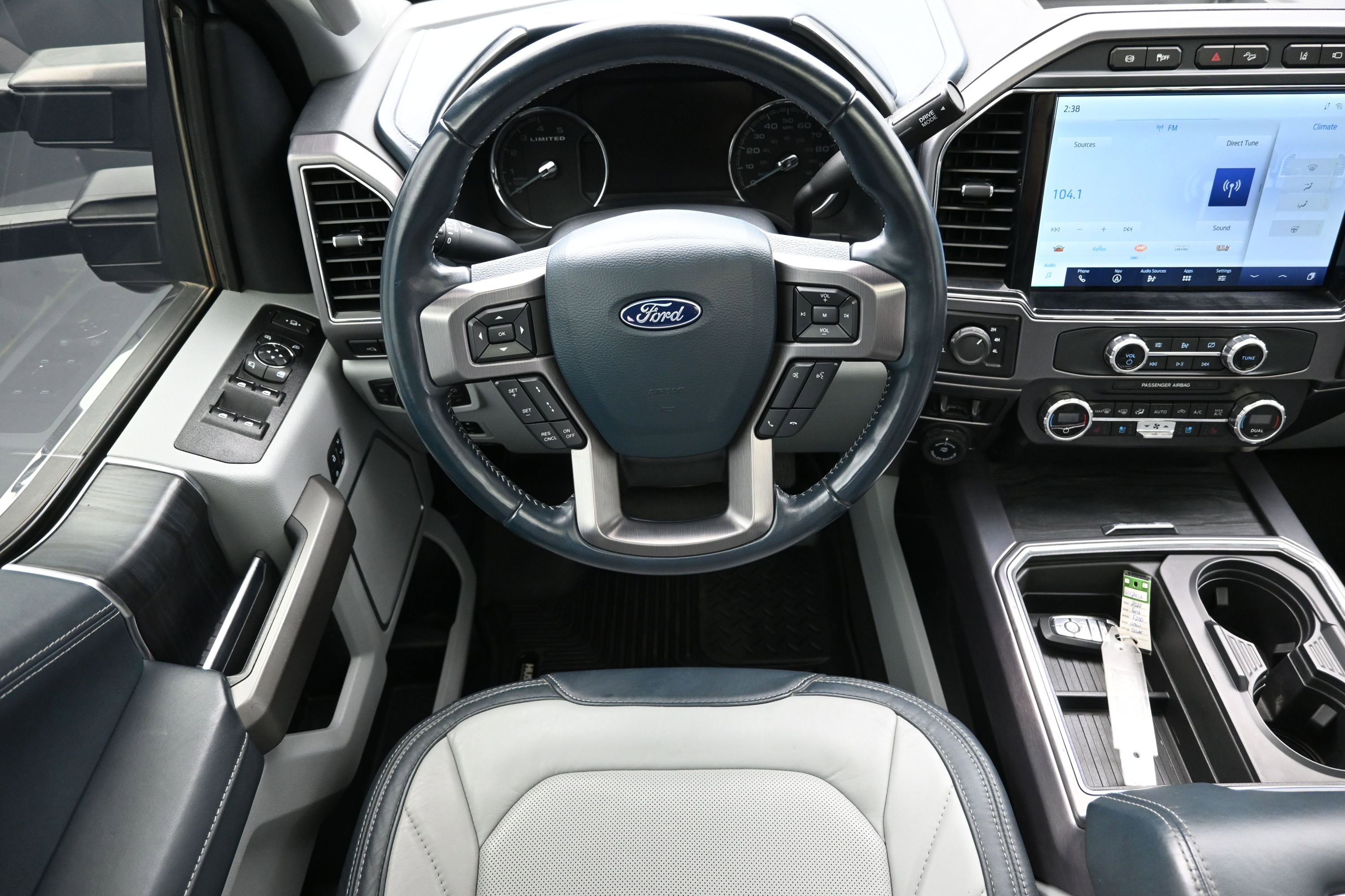 Used 2022 Ford F250 Limited w/ FX4 Off-Road Package AWD/4WD image 26