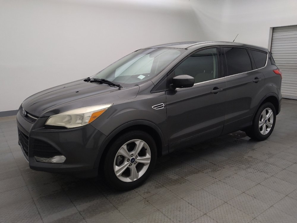 Used 2016 Ford Escape SE FWD image 2