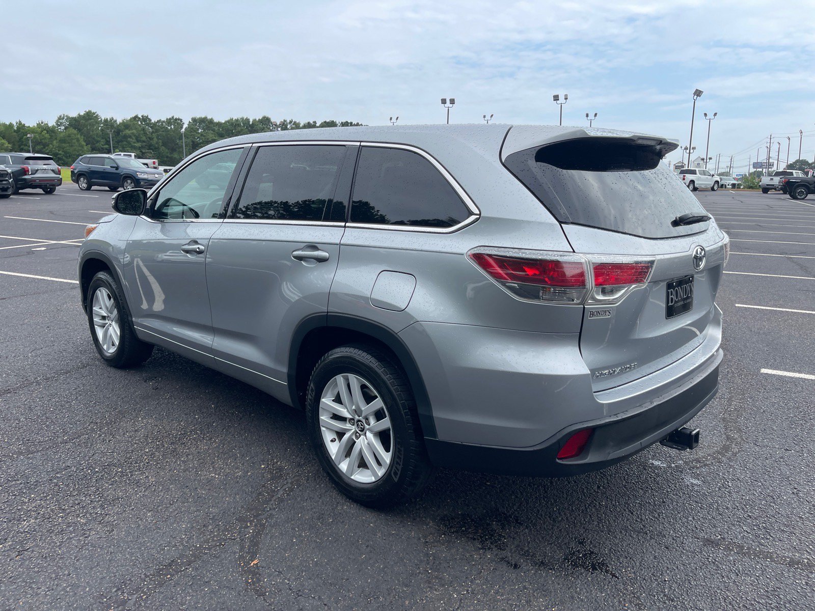 Used 2016 Toyota Highlander LE FWD image 14