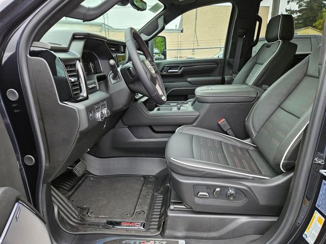 New 2026 GMC Sierra 2500 AT4X w/ LPO, Black Badging Package AWD/4WD image 17