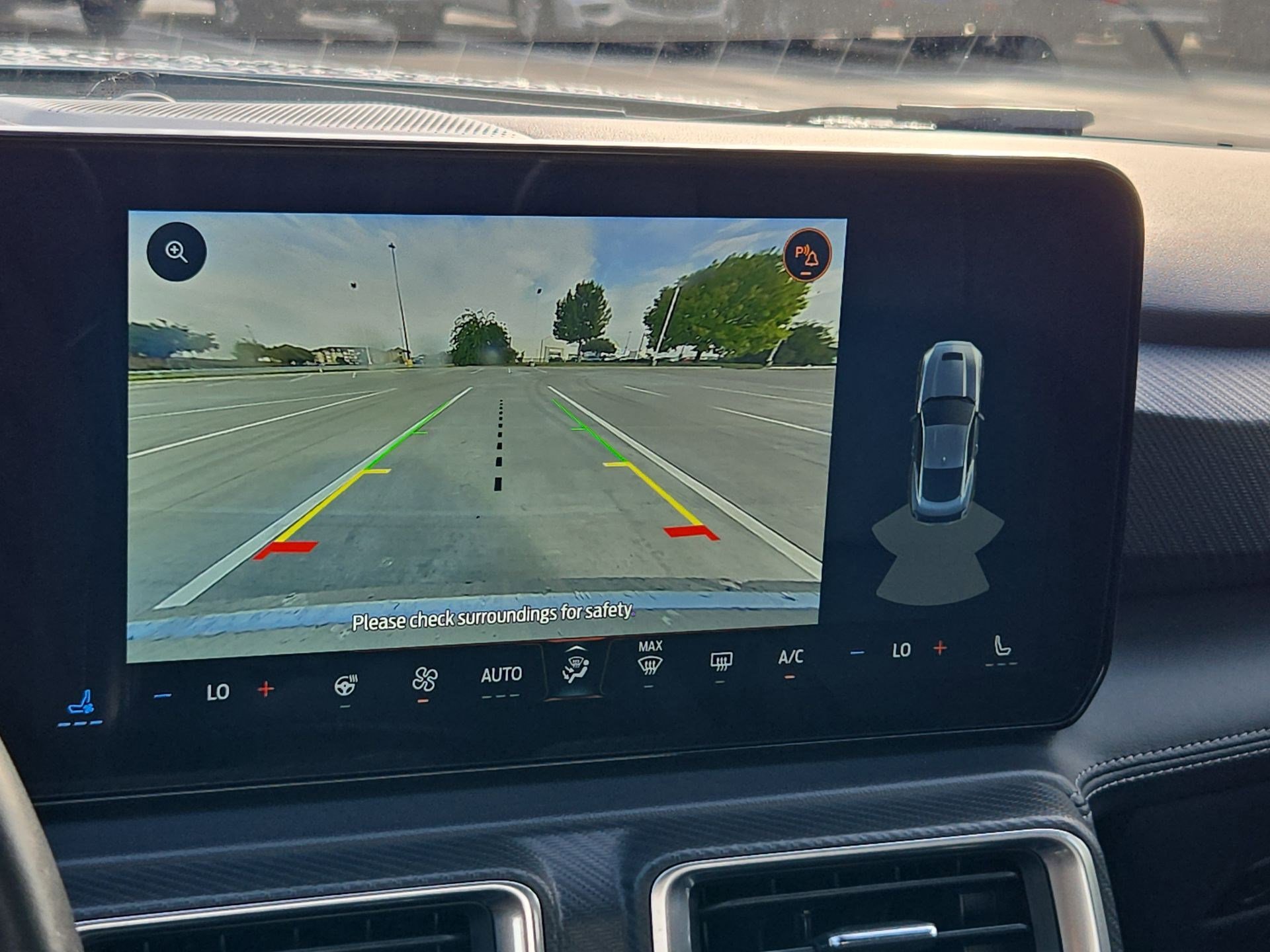 Used 2025 Ford Mustang Premium RWD image 24