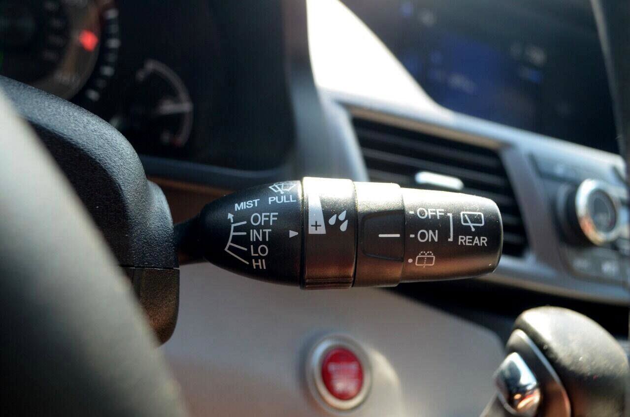 Used 2014 Honda Odyssey EX-L image 30