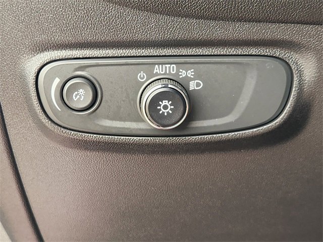 Used 2024 Chevrolet Equinox LS w/ LS Convenience Package image 21