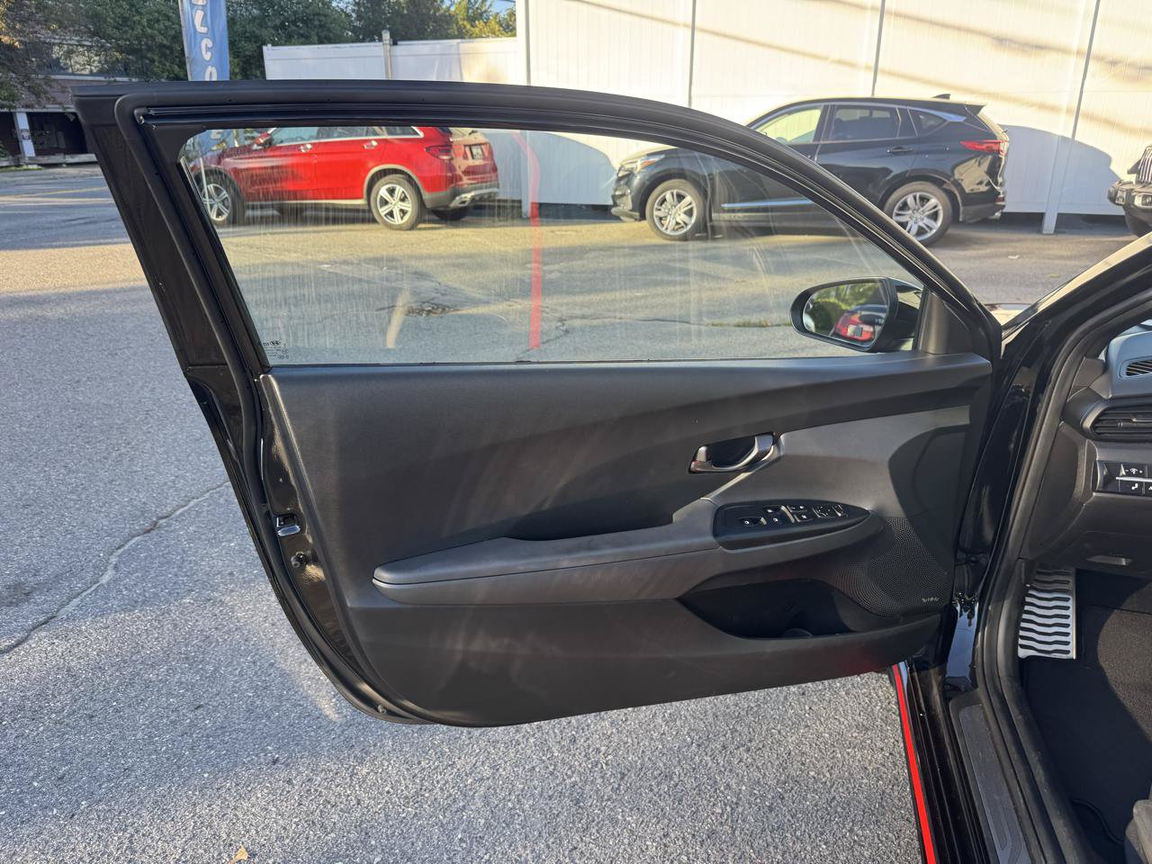Used 2021 Hyundai Veloster N FWD image 14