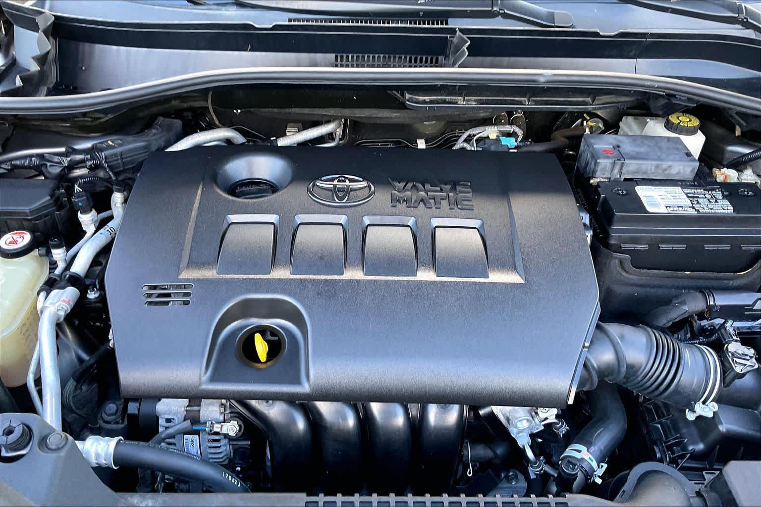 Used 2018 Toyota C-HR XLE FWD image 29