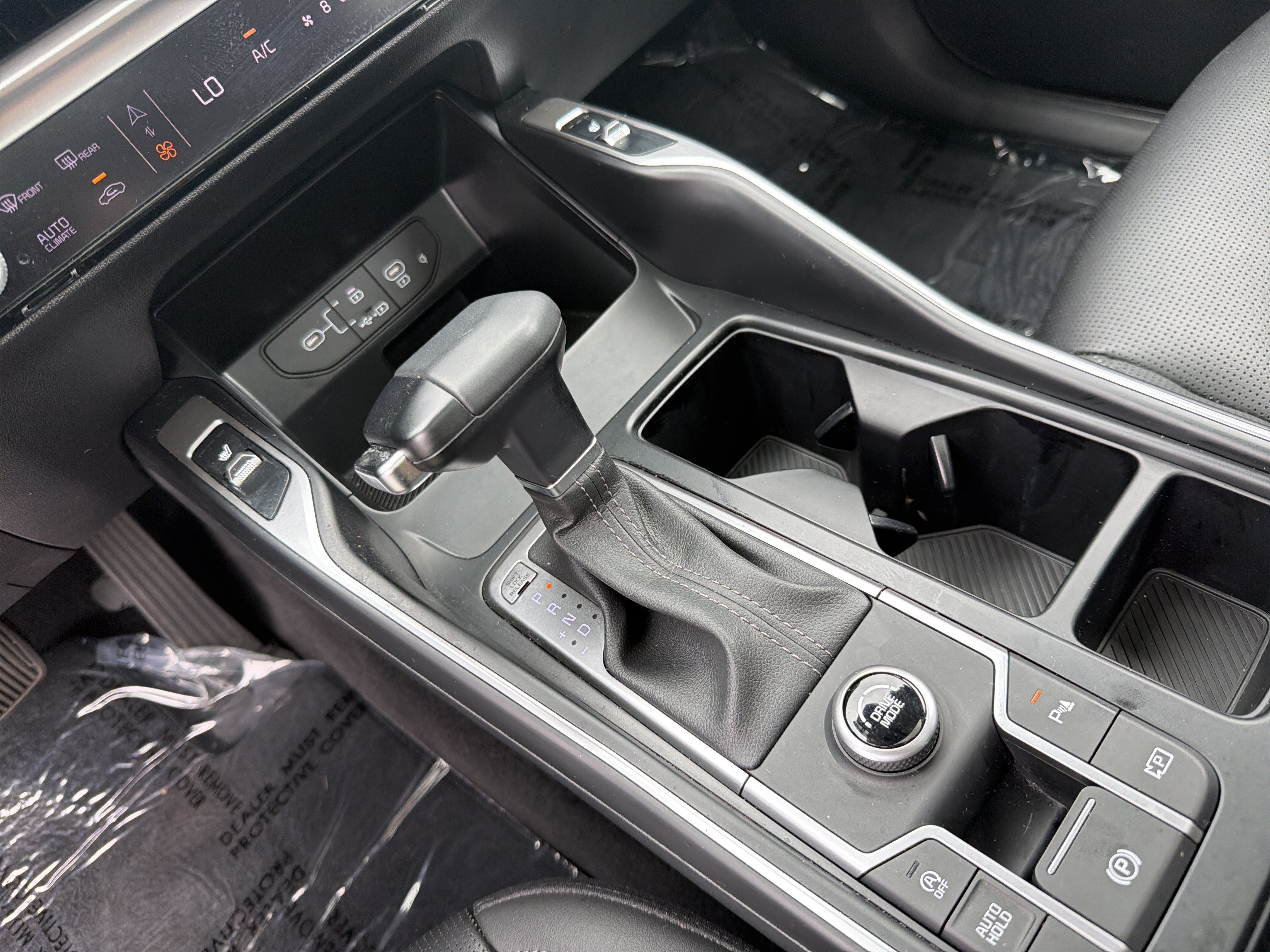 Used 2024 Kia Sorento S w/ Panoramic Sunroof Package FWD image 28