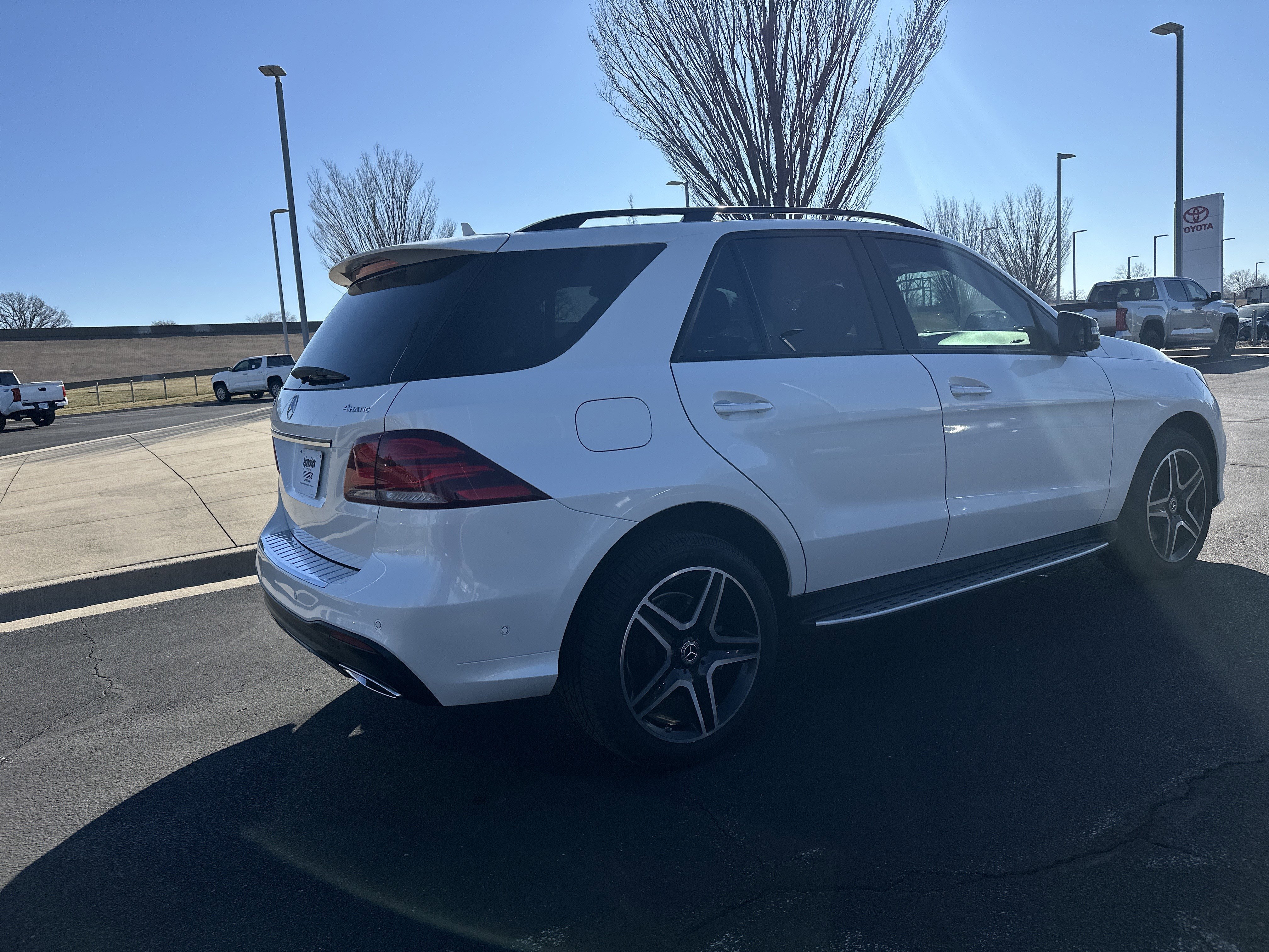 Used 2017 Mercedes-Benz GLE 350 4MATIC image 10