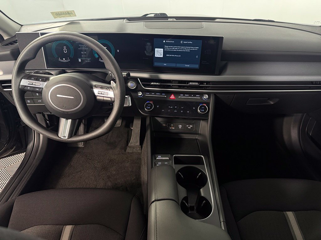 Used 2025 Hyundai Sonata SEL FWD image 12