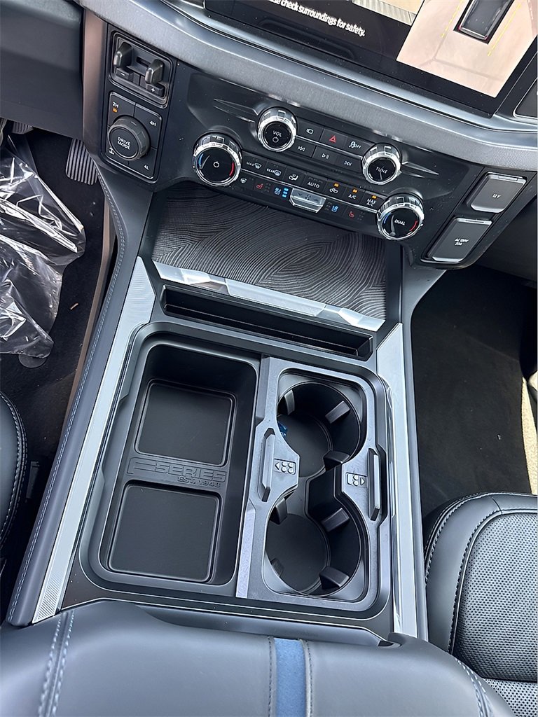 New 2025 Ford F350 Platinum w/ FX4 Off-Road Package image 20