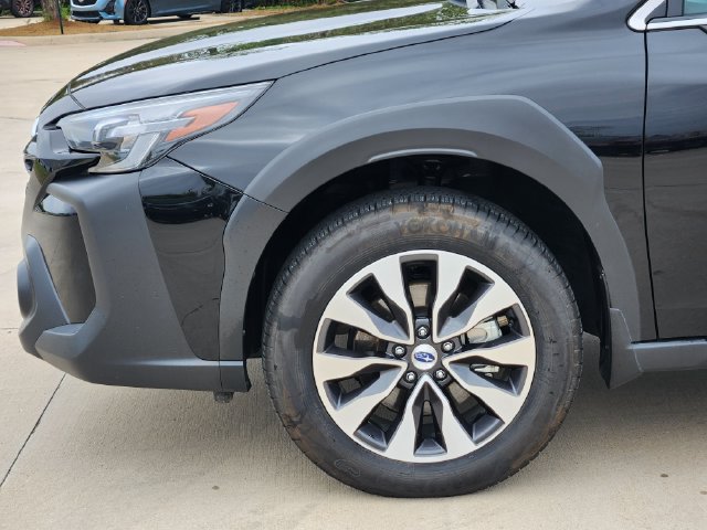 Certified 2025 Subaru Outback Limited AWD/4WD image 8