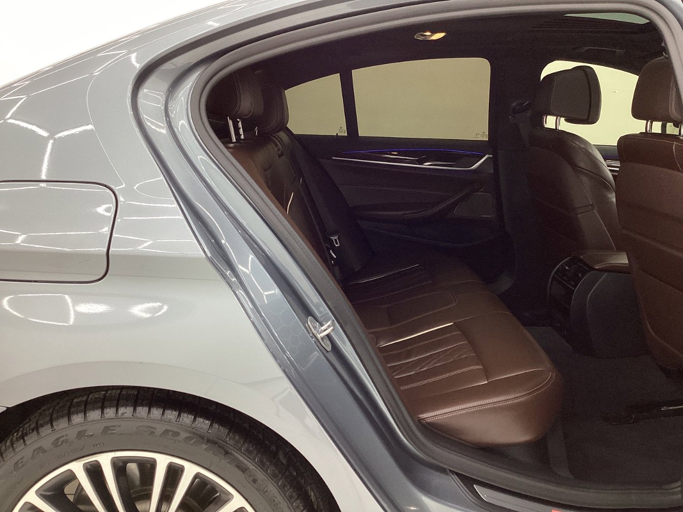 Used 2019 BMW 540i xDrive w/ Convenience Package image 21