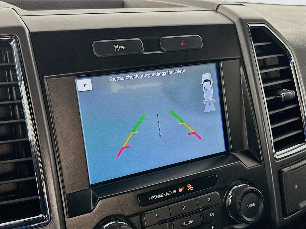 Used 2016 Ford F150 XLT w/ Equipment Group 302A Luxury image 15