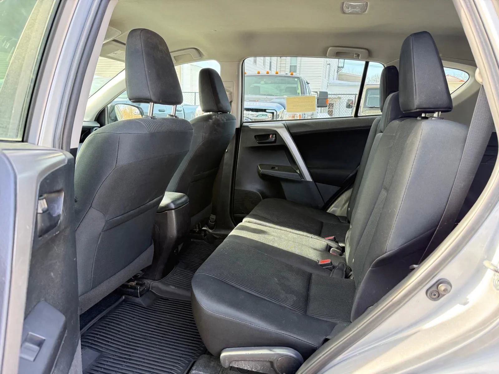 Used 2016 Toyota RAV4 LE image 21