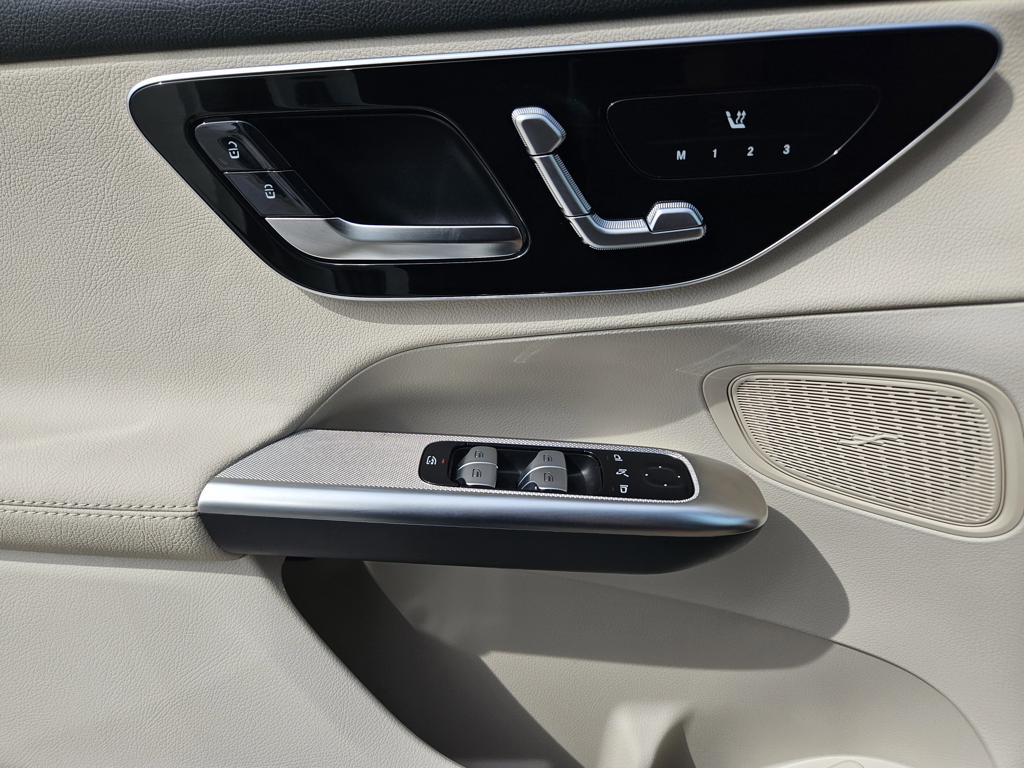 Certified 2026 Mercedes-Benz GLC 300 4MATIC image 22