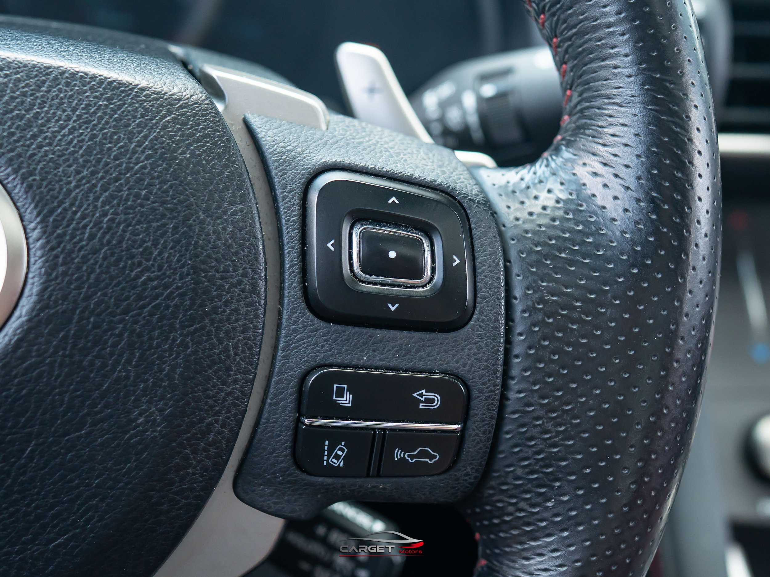 Used 2019 Lexus IS 300 F Sport w/ F Sport Package AWD/4WD image 25