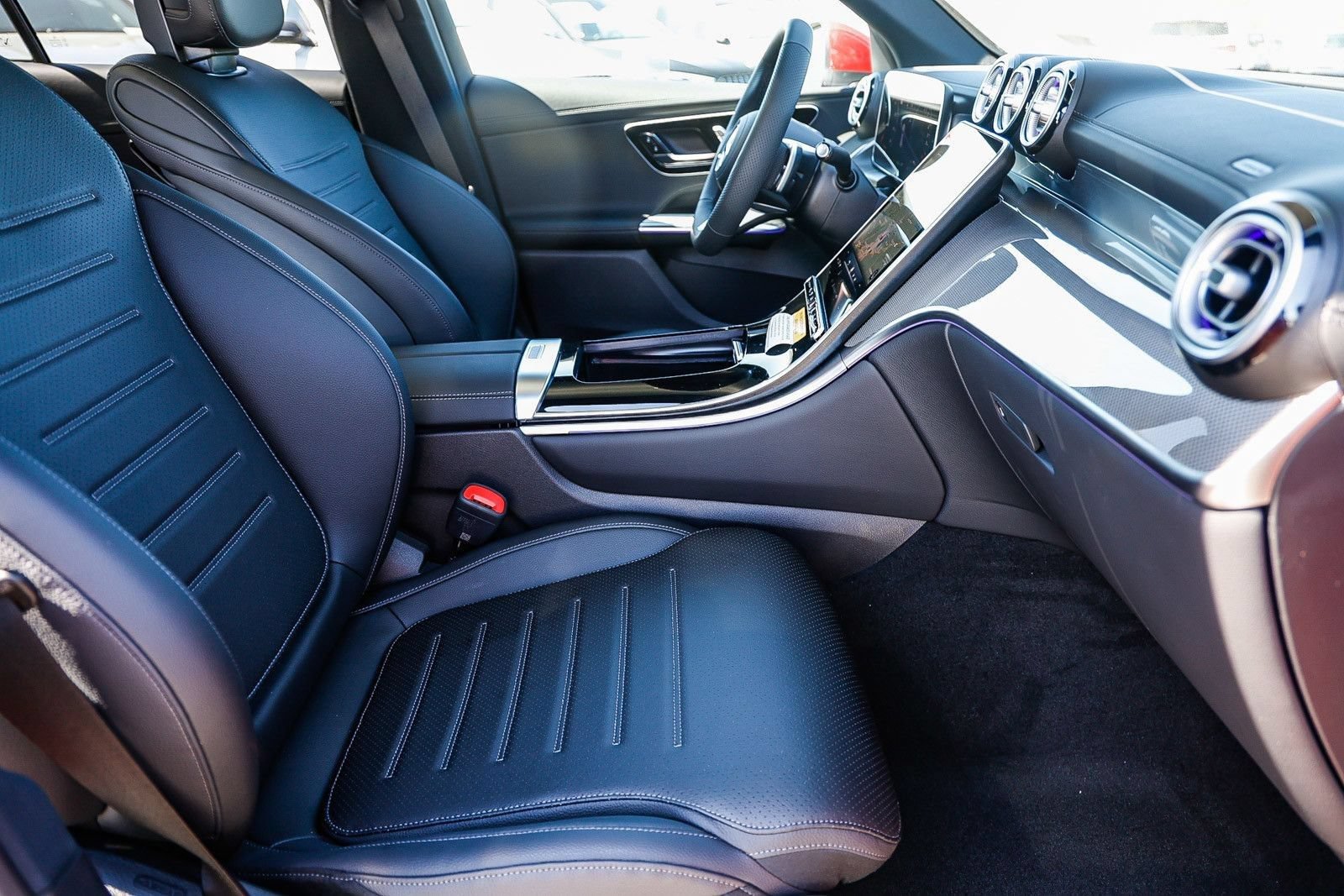 New 2026 Mercedes-Benz GLC 350e 4MATIC image 18