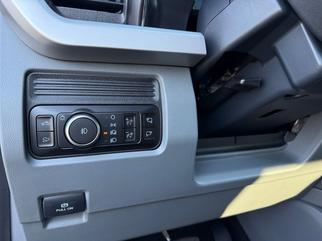 New 2026 Ford F250 XLT w/ XLT Premium Package image 20