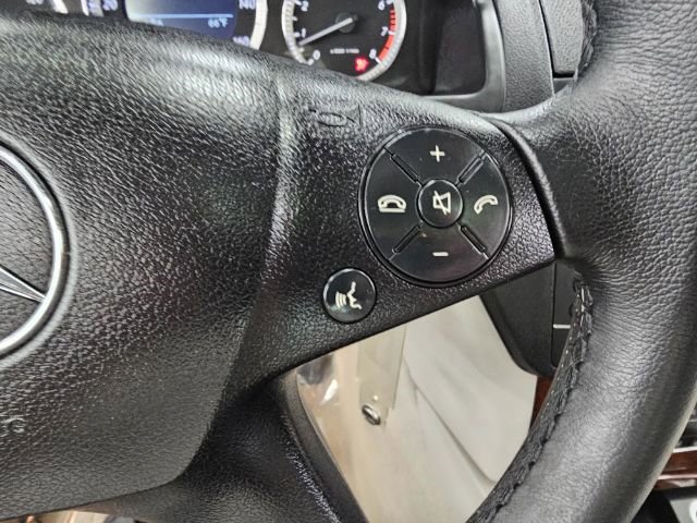 Used 2009 Mercedes-Benz C 300 Sedan image 12