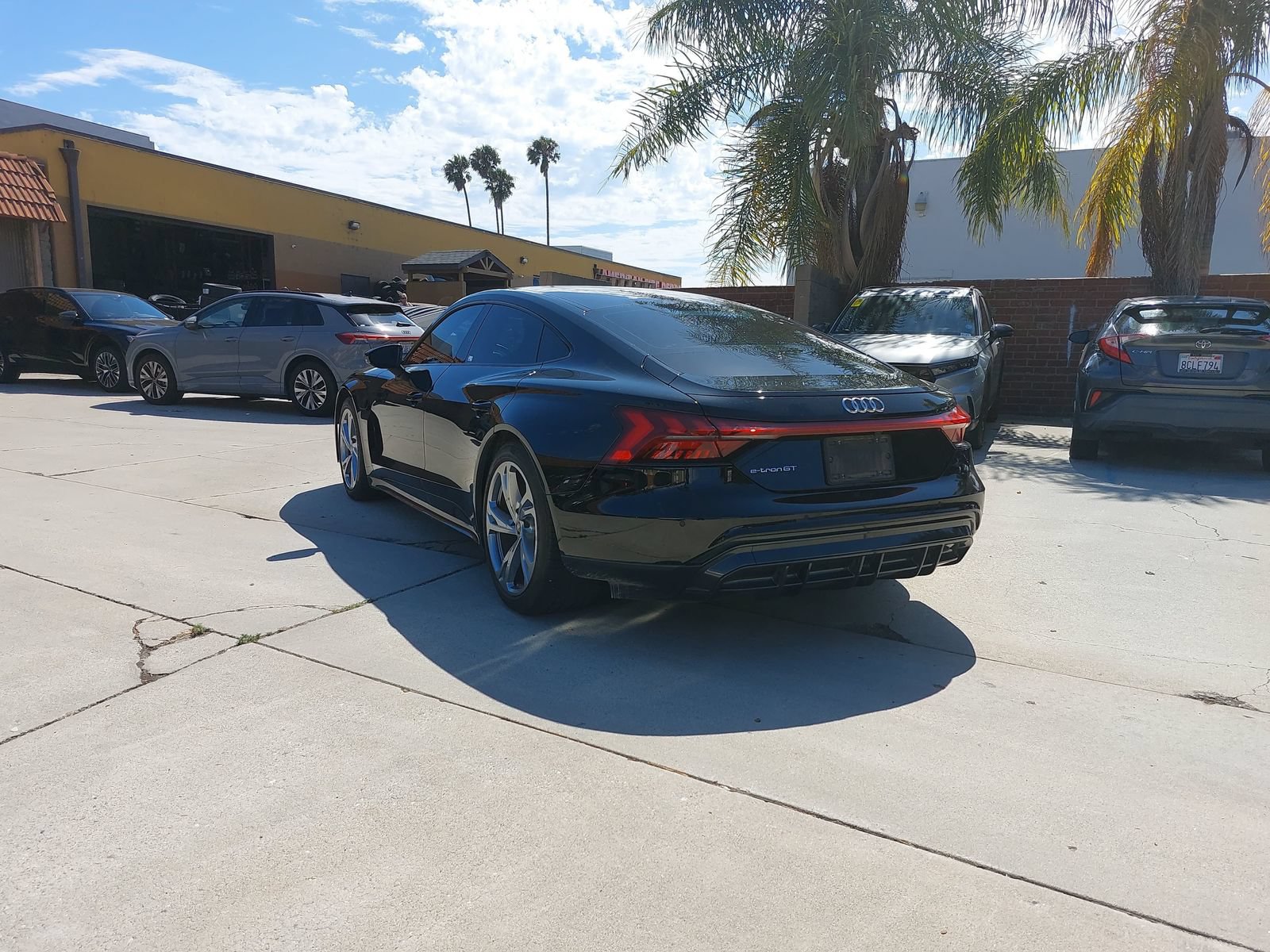 Used 2023 Audi e-tron GT Premium Plus AWD/4WD image 4