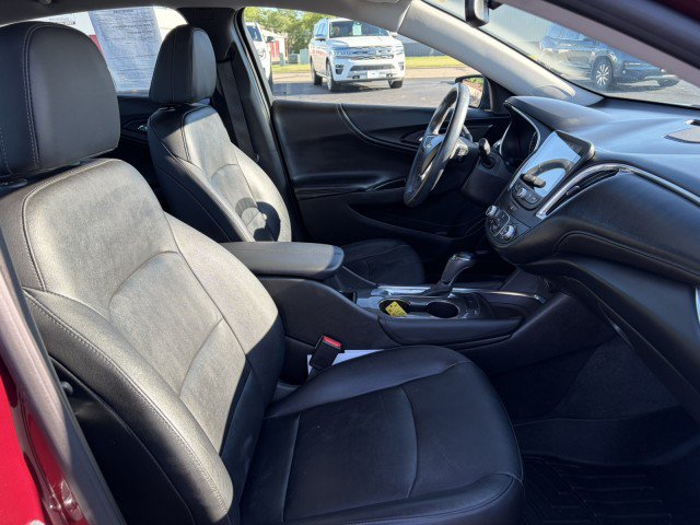 Used 2016 Chevrolet Malibu LT w/ Leather Package FWD image 19