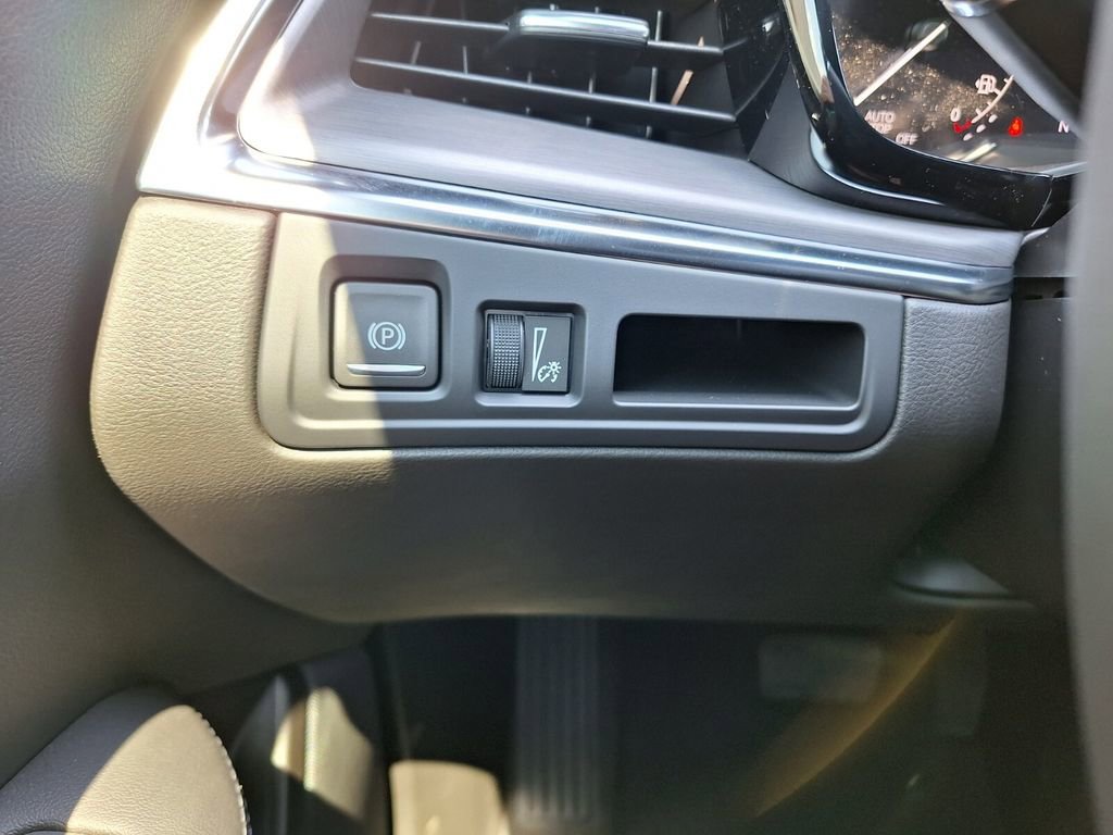 New 2025 Cadillac XT5 Luxury w/ LPO, Floor Liner Package image 19
