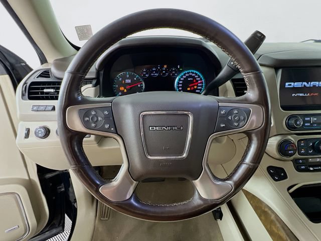 Used 2020 GMC Yukon XL Denali AWD/4WD image 12