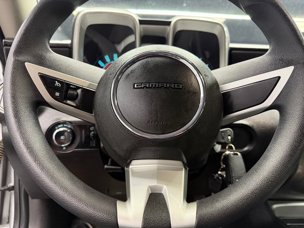 Used 2011 Chevrolet Camaro LT RWD image 23