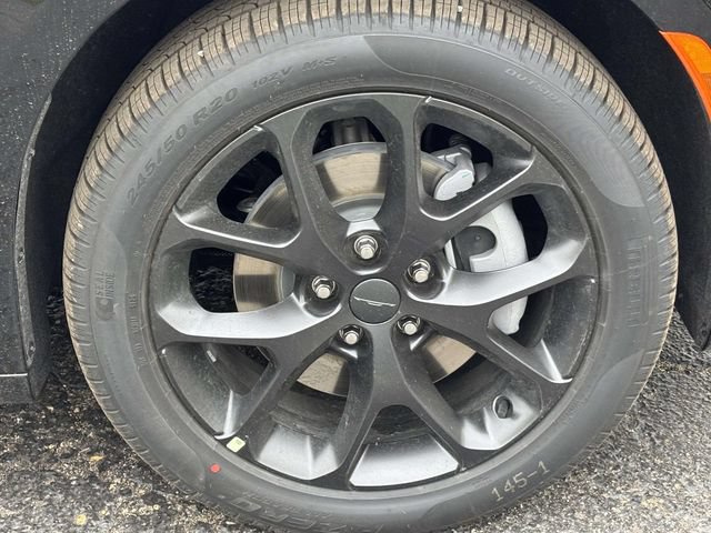 New 2027 Chrysler Pacifica Limited w/ S Appearance Package AWD/4WD image 33