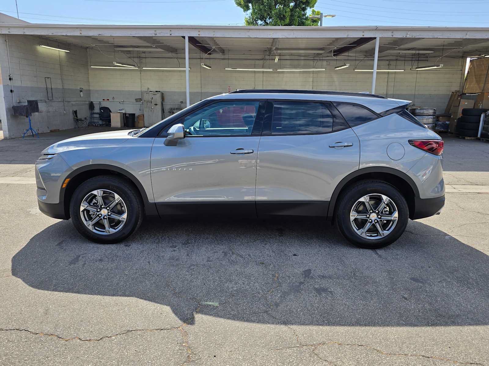 New 2026 Chevrolet Blazer LT w/ Convenience Package FWD image 6