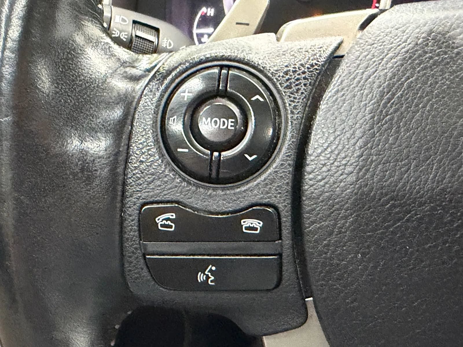 Used 2014 Lexus IS 350 AWD w/ Luxury Package w/Brown Wood image 25