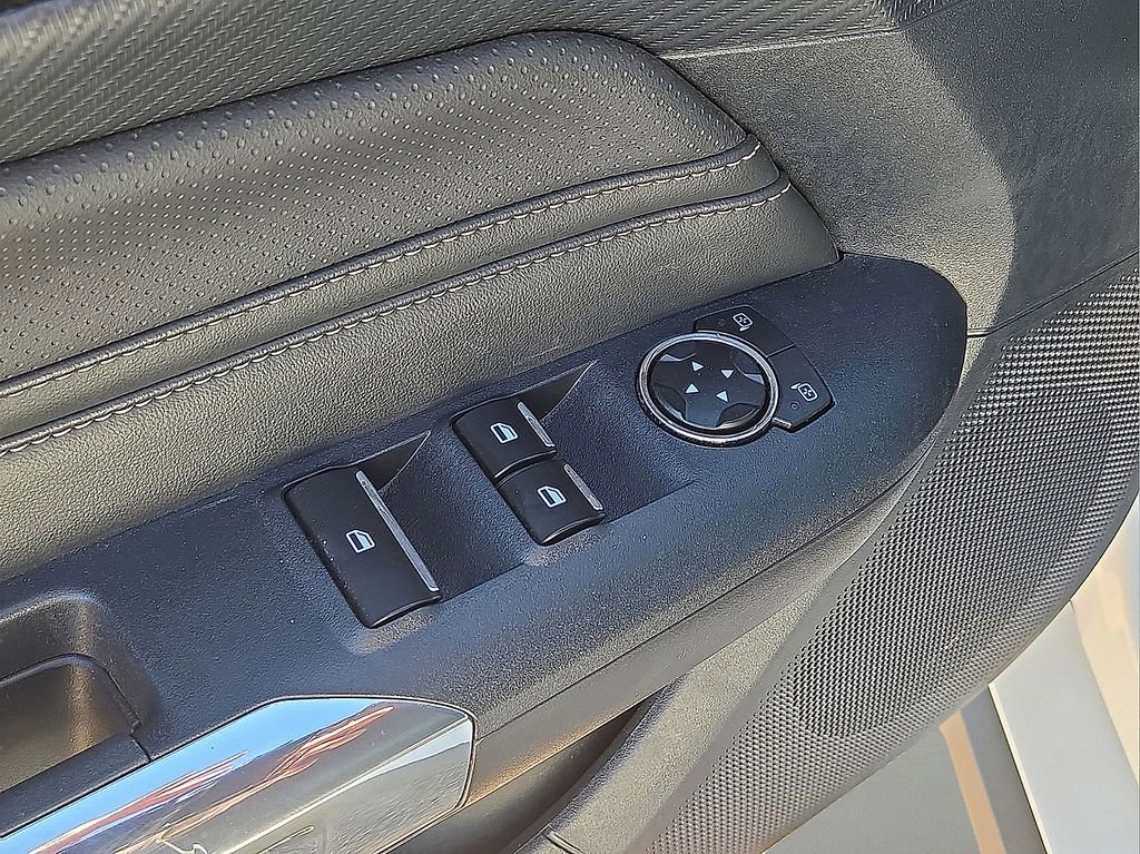 Used 2024 Ford Mustang Premium image 18