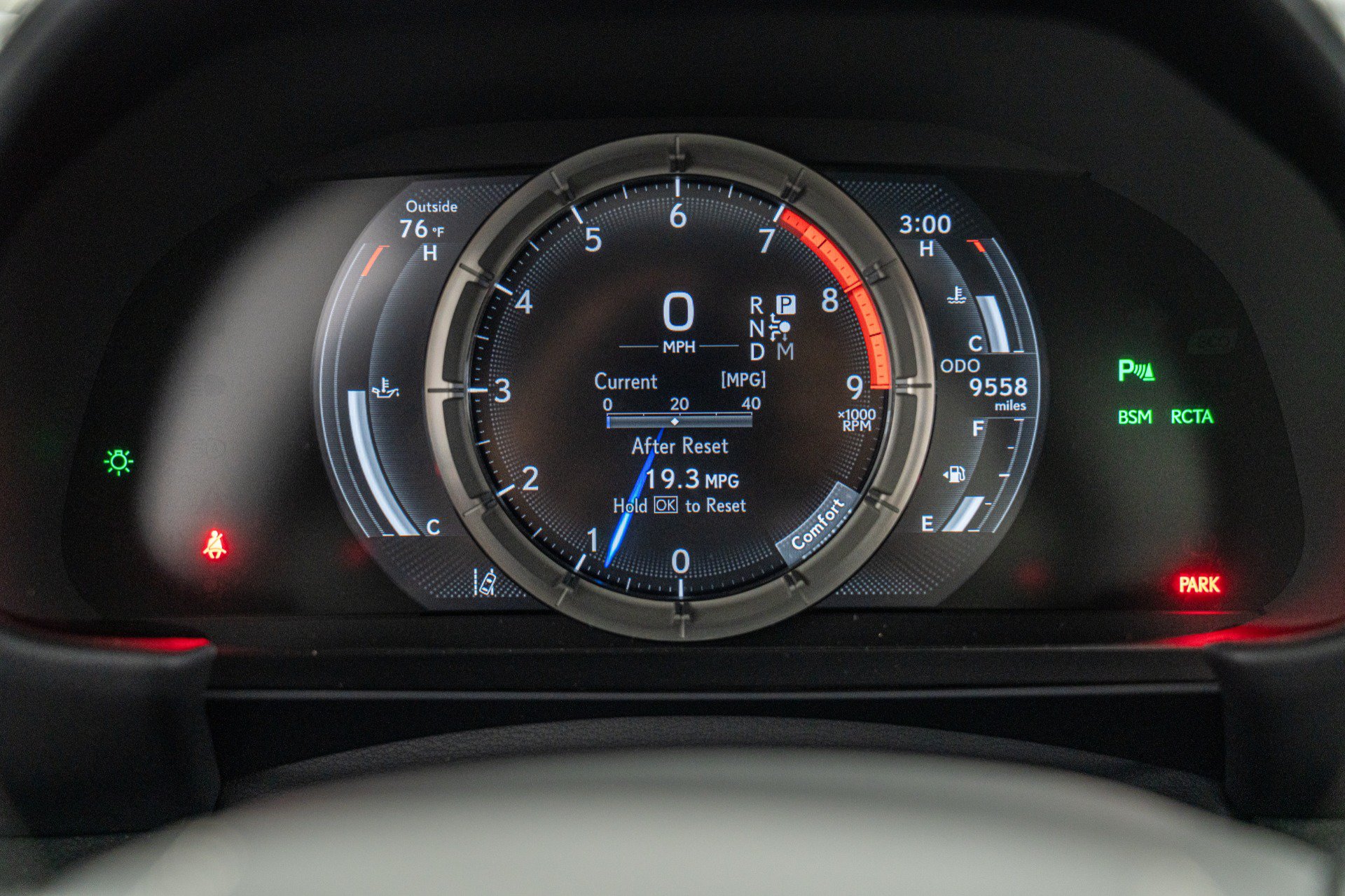 Used 2018 Lexus LC 500 Coupe w/ Touring Package RWD image 28