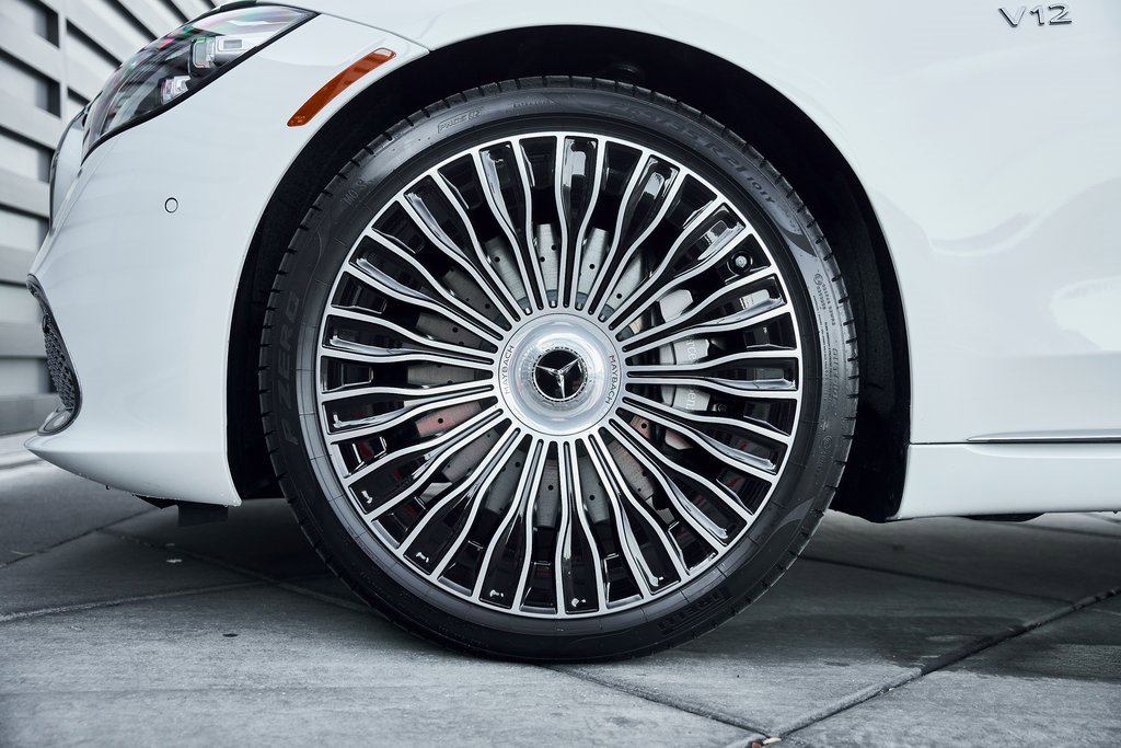 Used 2026 Mercedes-Benz Maybach S 680 4MATIC image 3