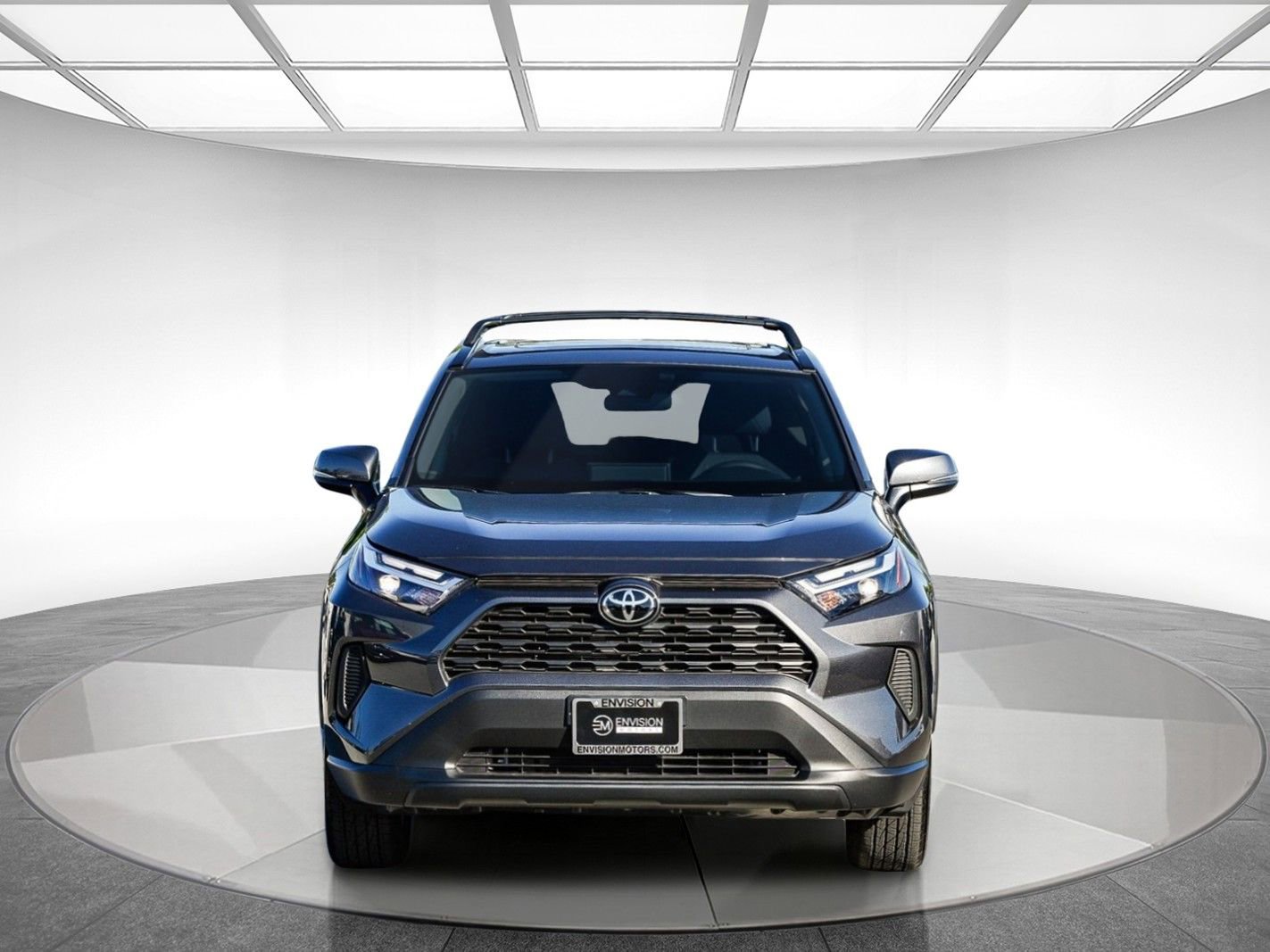 Used 2025 Toyota RAV4 XLE w/ Convenience Package FWD image 6