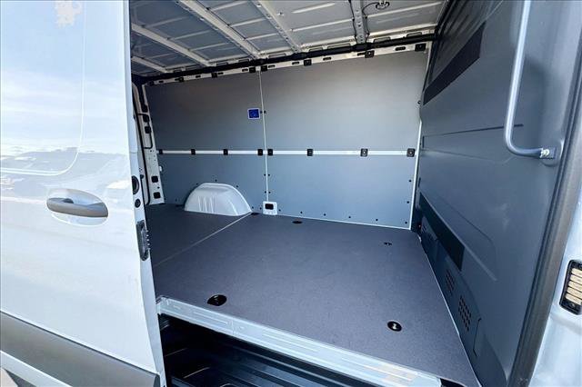 New 2026 Mercedes-Benz Sprinter 2500 image 22